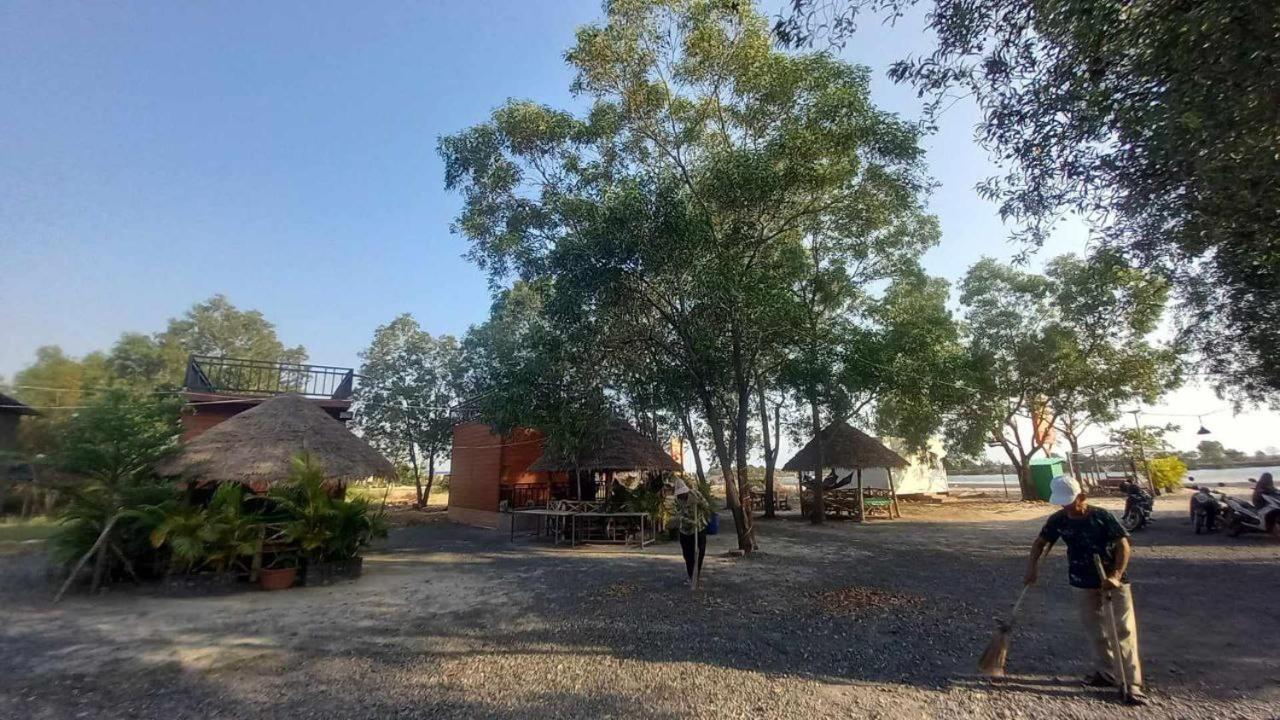 La Plage De Kampot By Lee & Hap Guest House Dış mekan fotoğraf